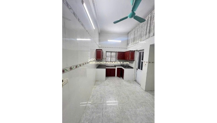  SIÊU PHẨM -PHÂN LÔ TĐC - 60M2*3 TẦNG -GARA - NGÕ THÔNG -Ô TÔ TRÁNH - Ở CỰC SƯỚNG ! 